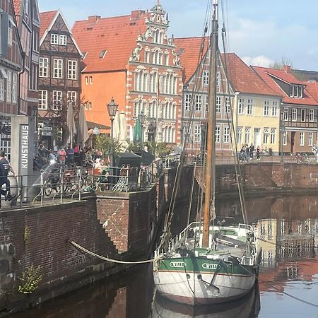 Zeitapartments Am Fischmarkt ชตาเดอ ภายนอก รูปภาพ